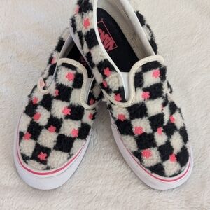 Like New: Vans Classic Sherpa Checkerboard Kids 5